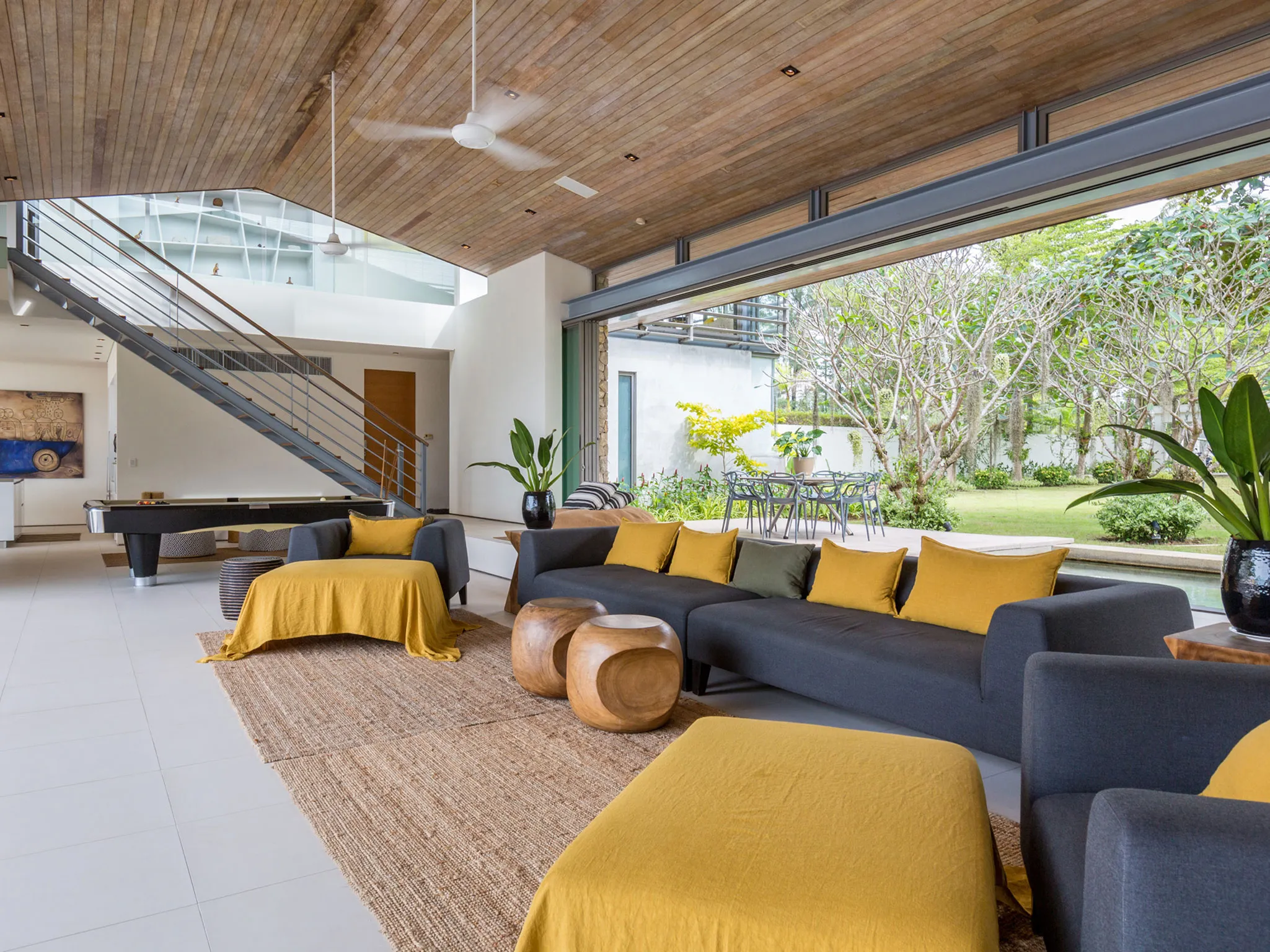 VillaAmarelo_04_Living_Area