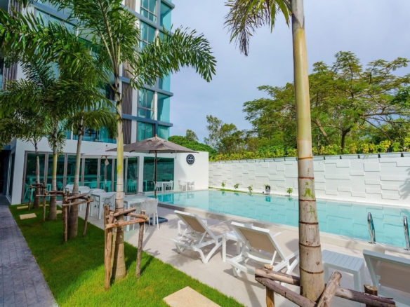 Freehold 1 Bedroom Condo for Sale at Oceanstone Phuket