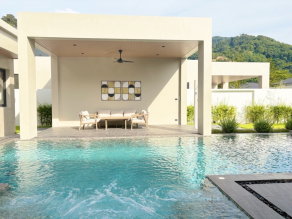 4 Bedroom Pool villa for Rent Cherngtalay