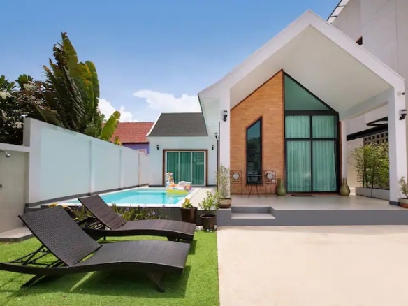 2 Bedroom Pool Villa for Rent | Rawai
