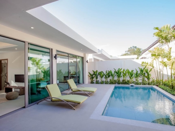 2 Bedroom Villa for Rent in Rawai Phuket | Pet-Friendly