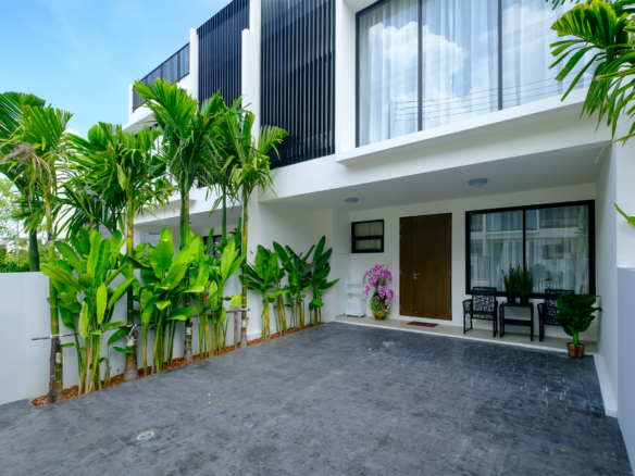 Laguna Park | 3 Bedroom Townhouse for Sale