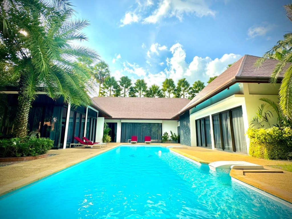 7 Bedroom Pool villa for Sale |  Maikhao