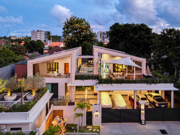 Baan Bua Nai Harn | 4 Bedroom Loft Villa for Sale