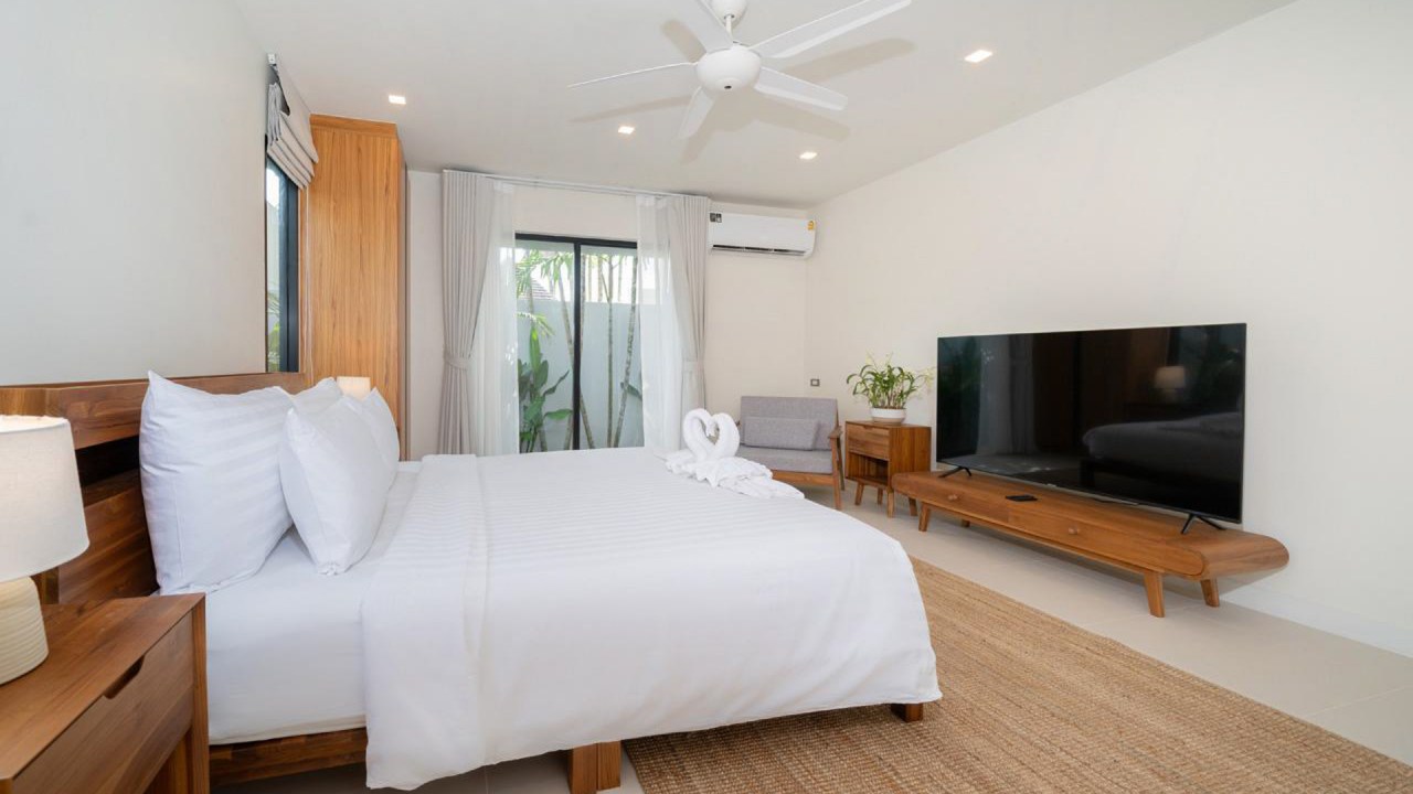 Anchan Tropical 4-Bedroom Pool Villa for Sale | Layan
