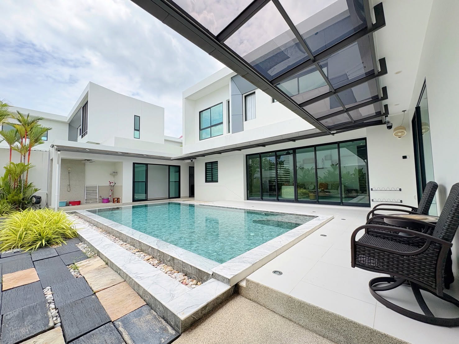 796725898_1059651577073388_4888806022624005950_n 5-Bedroom Pool Villa for Sale | Koh Kaew