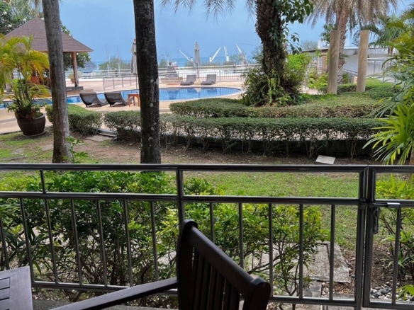 Seaview 2-Bedroom Apartment in Cape Panwa