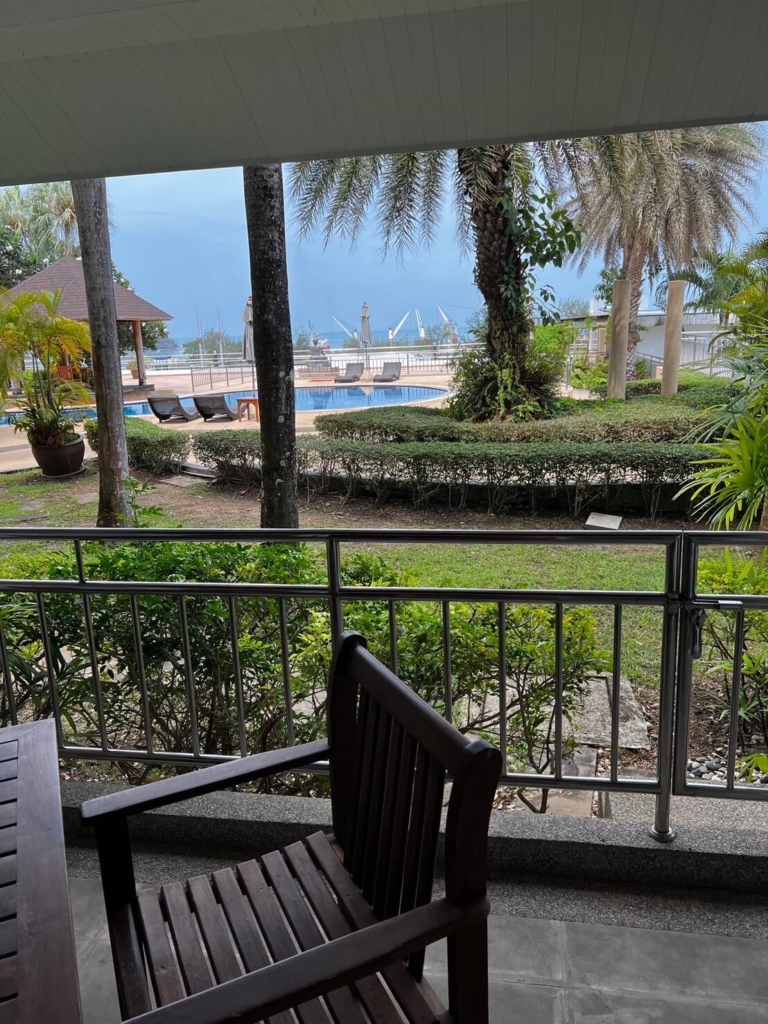 Seaview 2-Bedroom Apartment in Cape Panwa