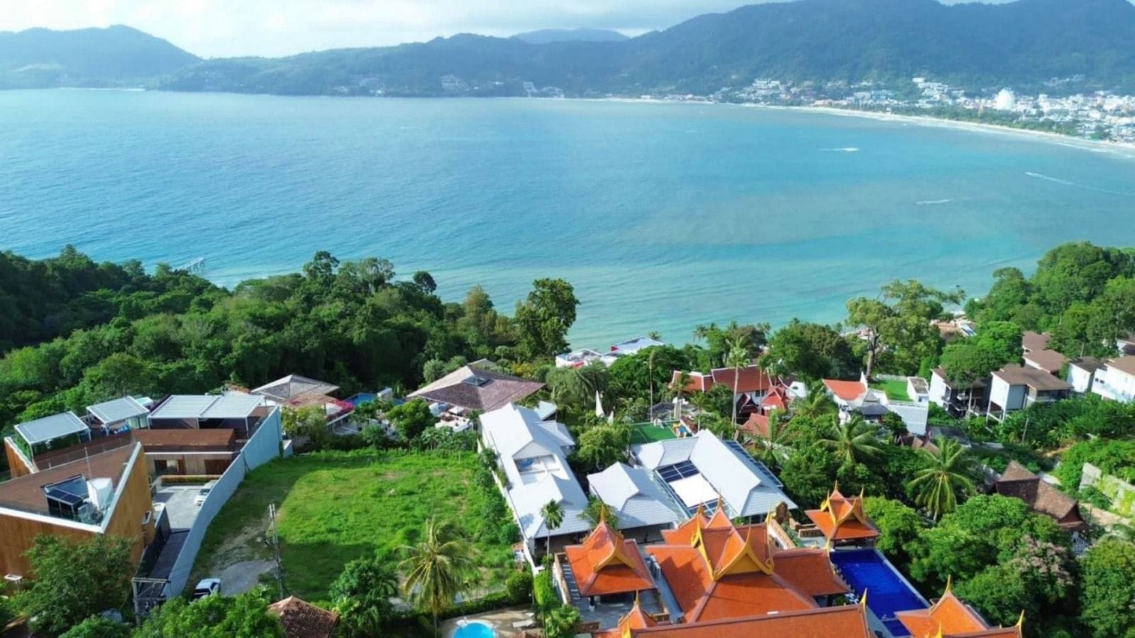 WhatsApp Image 2026-10-25 at 20.15.11 (1) 5-Bedroom Seaview Villa for Rent Patong