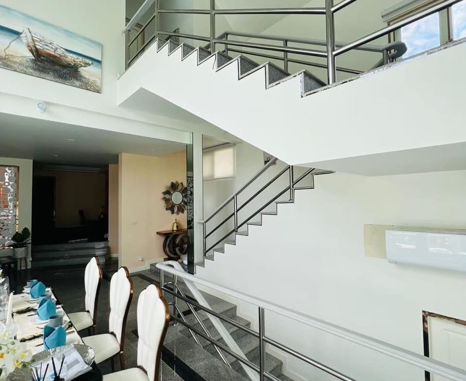 5-Bedroom Seaview Villa for Rent Patong