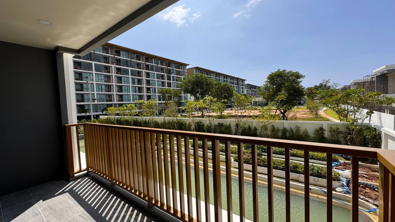 The Ozone | 1-Bedroom Condo for Sale
