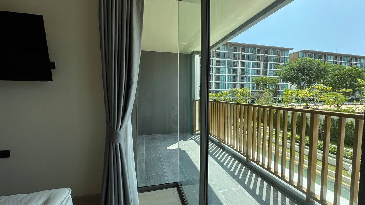 The Ozone | 1-Bedroom Condo for Sale