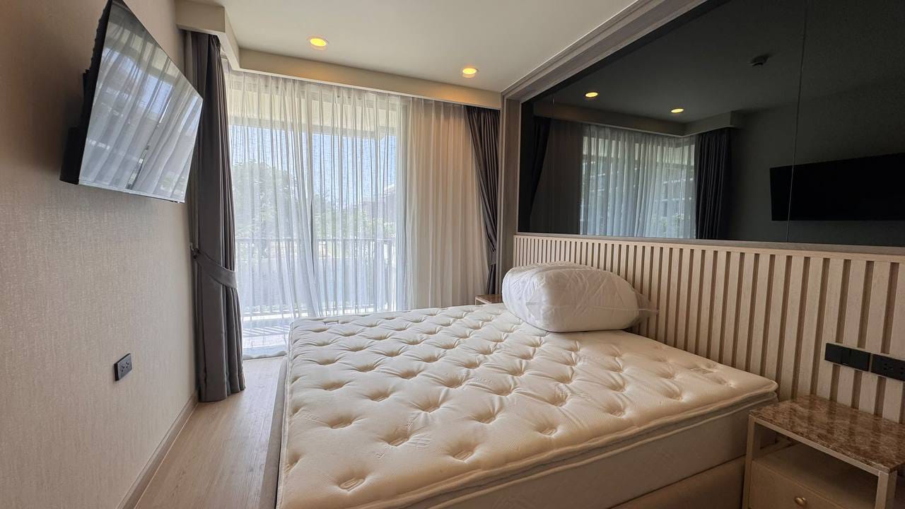 The Ozone | 1-Bedroom Condo for Sale