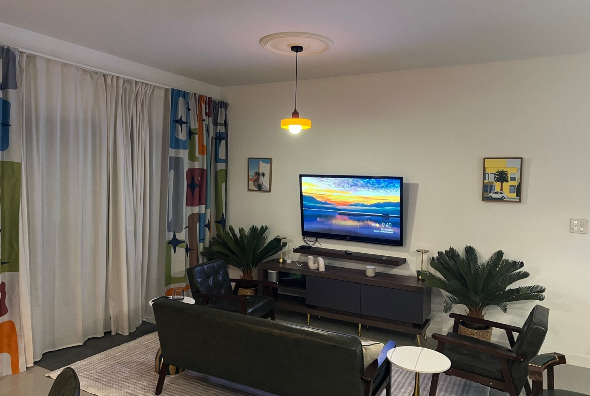 3-Bedroom Foreign Freehold Apartment for Sale